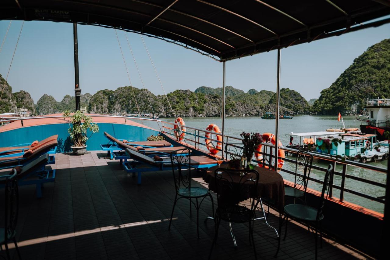 Cat Ba Bay Cruises Hotell Dong Khe Sau Exteriör bild