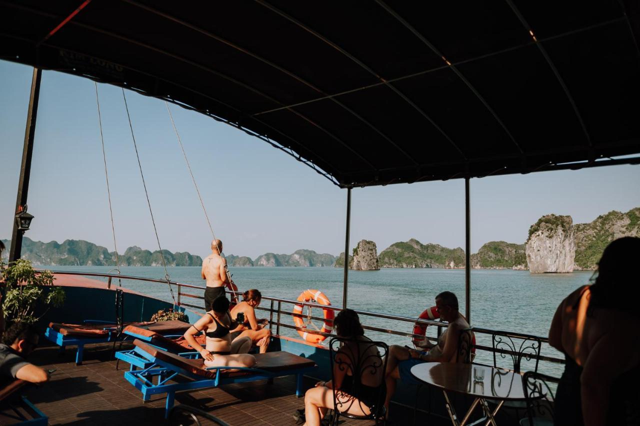 Cat Ba Bay Cruises Hotell Dong Khe Sau Exteriör bild
