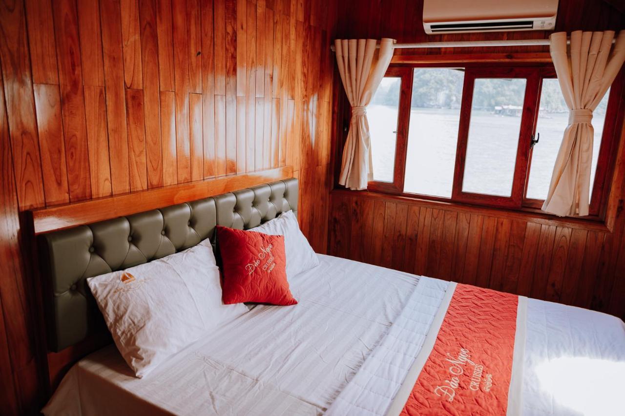 Cat Ba Bay Cruises Hotell Dong Khe Sau Exteriör bild