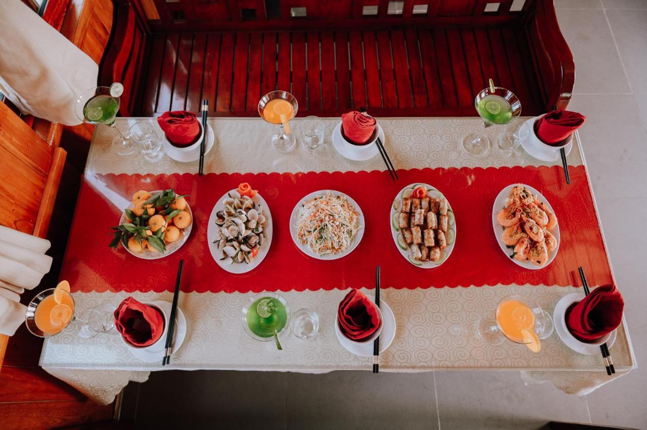 Cat Ba Bay Cruises Hotell Dong Khe Sau Exteriör bild