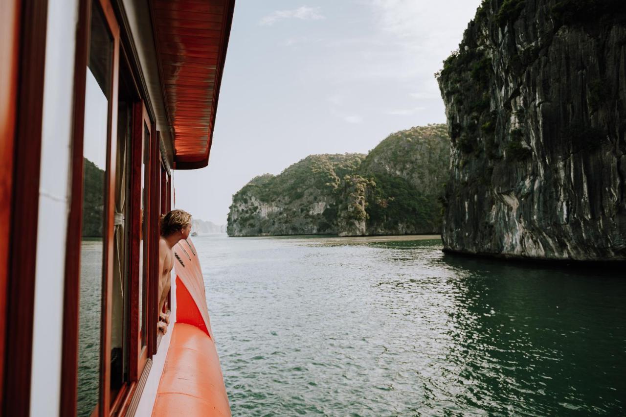 Cat Ba Bay Cruises Hotell Dong Khe Sau Exteriör bild