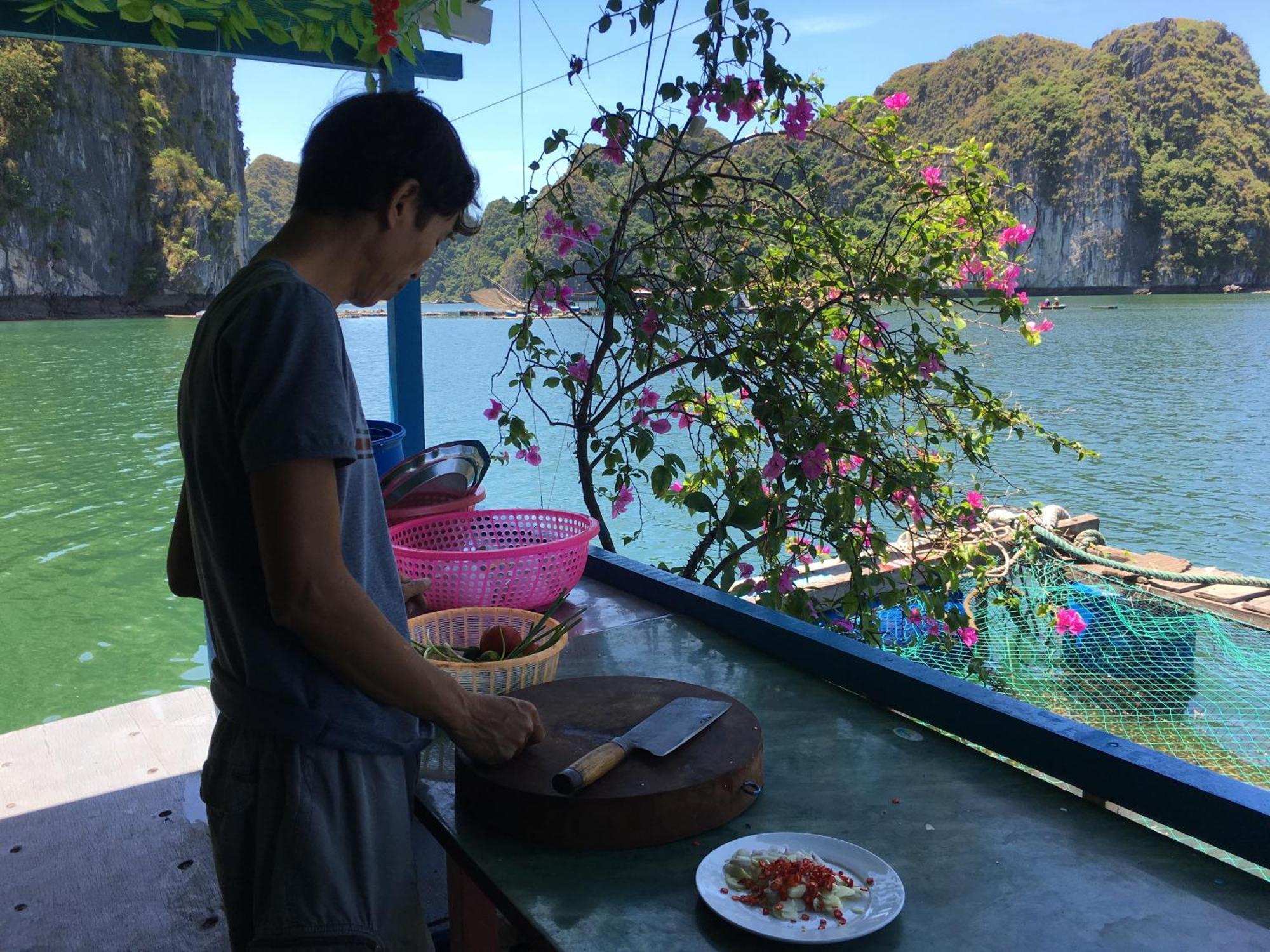 Cat Ba Bay Cruises Hotell Dong Khe Sau Exteriör bild