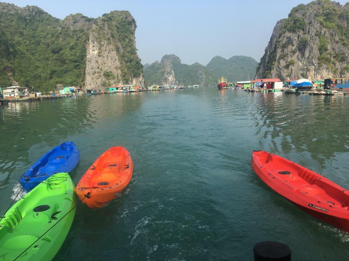 Cat Ba Bay Cruises Hotell Dong Khe Sau Exteriör bild